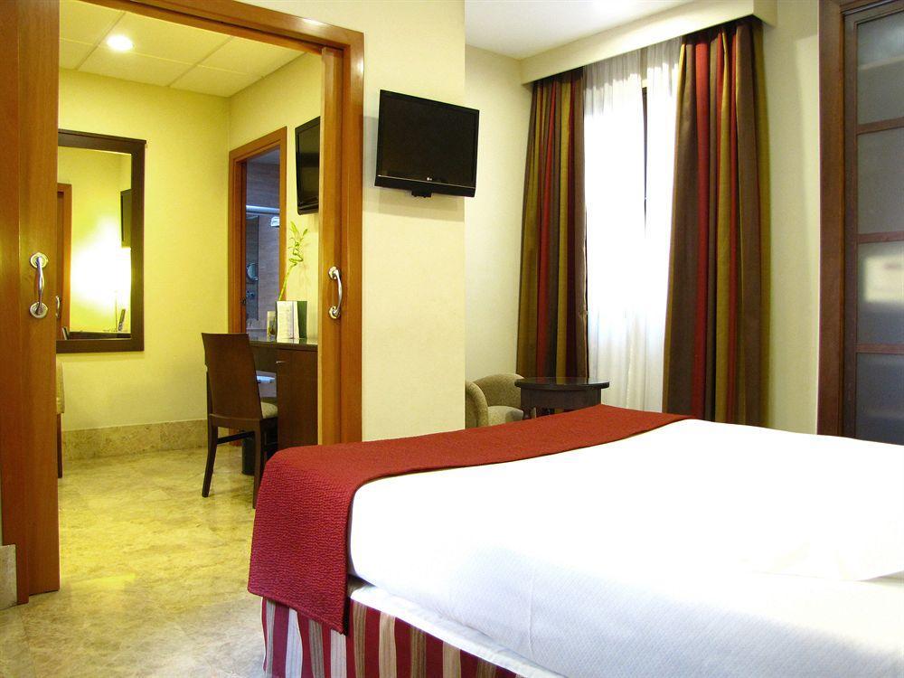 Boutique Atrio Hotel 4*